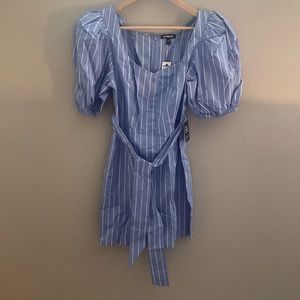 Puffy Shoulder Stripped Dress w/ Tie